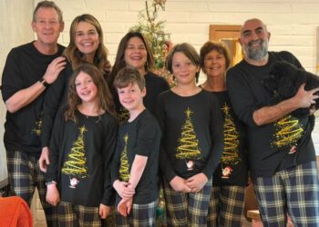 Savannah Guthrie’s mom shared sweet family photo with ‘Today’ host, grandkids a month before going missing