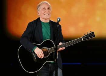 Paul Simon to headline 10th annual ‘Love Rocks NYC’ concert