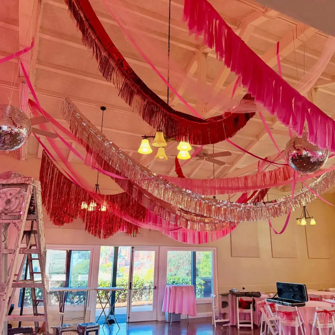 She also shared behind-the-scenes snapshots from the the party preparation.