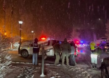 Over two-dozen cars involved in hectic pileup on snowy Colorado highway