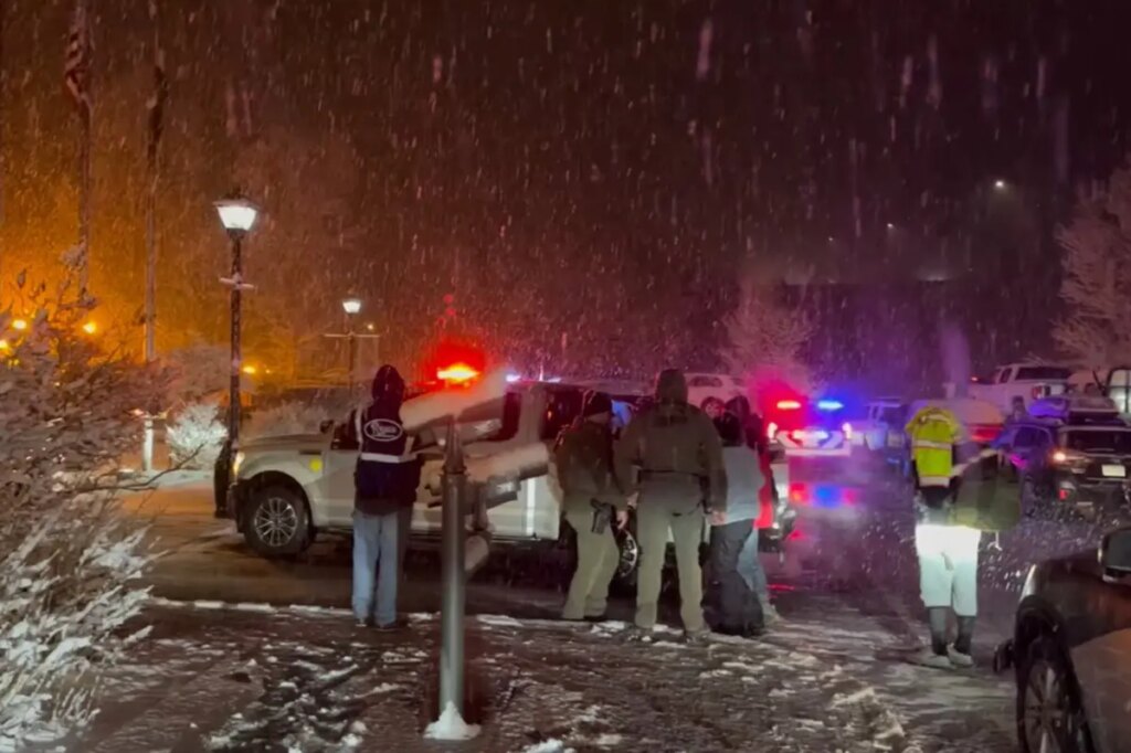 Over two-dozen cars involved in hectic pileup on snowy Colorado highway