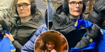 ‘Scarface’ bombshell looks unrecognizable while riding NYC subway