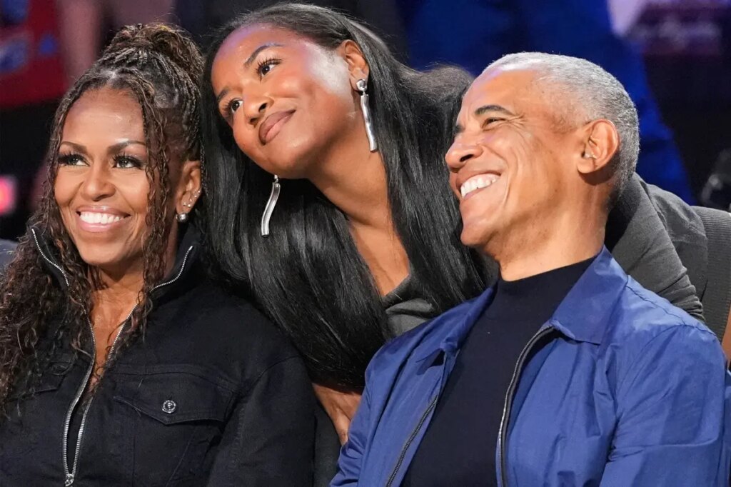 Barack, Michelle Obama’s youngest daughter Sasha makes rare appearance with parents at basketball game