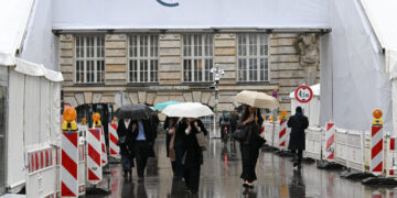 Partial Federal Shutdown Shrinks Congressional Presence in Munich