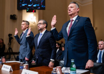 Immigration Officials Set to Testify Before Senate Panel