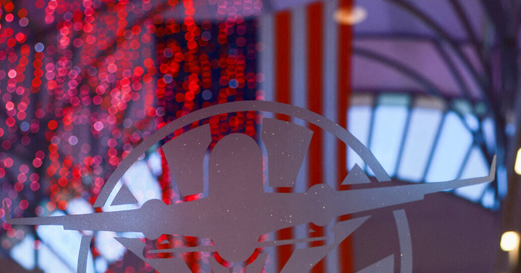 Closing of El Paso Airspace Adds to Tension Between F.A.A. and Pentagon