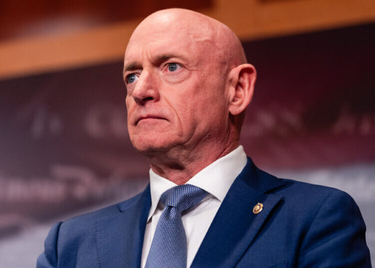 Judge Temporarily Blocks Hegseth from Punishing Kelly for Video