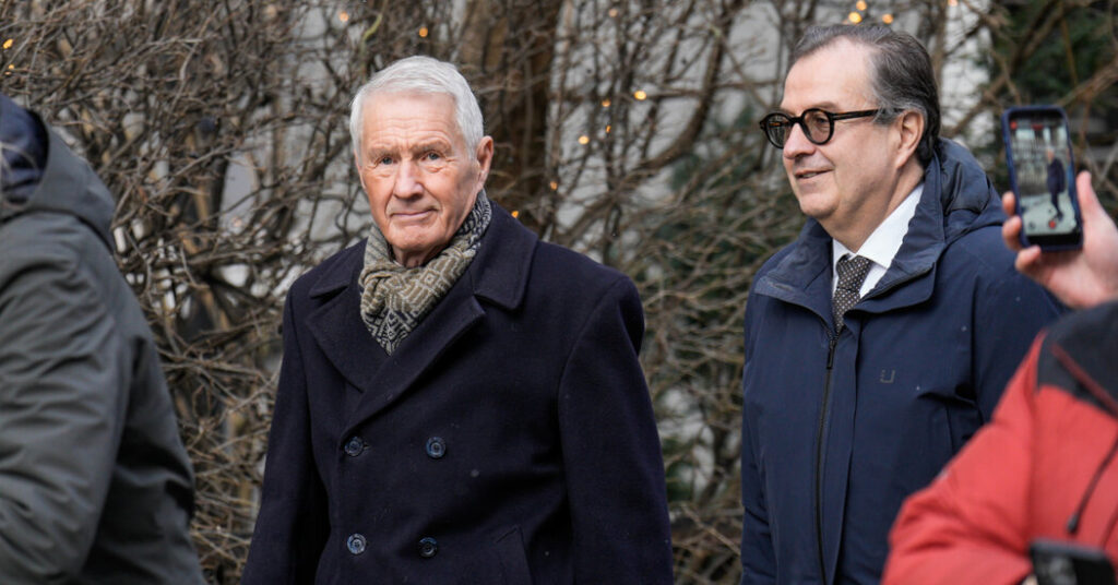 Ex-Prime Minister of Norway Charged With Corruption Linked to Epstein