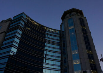 Texas Surgeon Faces Federal Charges That He Falsified Patient Records