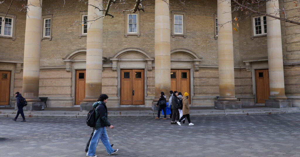 Ontario Lifts Tuition Freeze at Public Universities