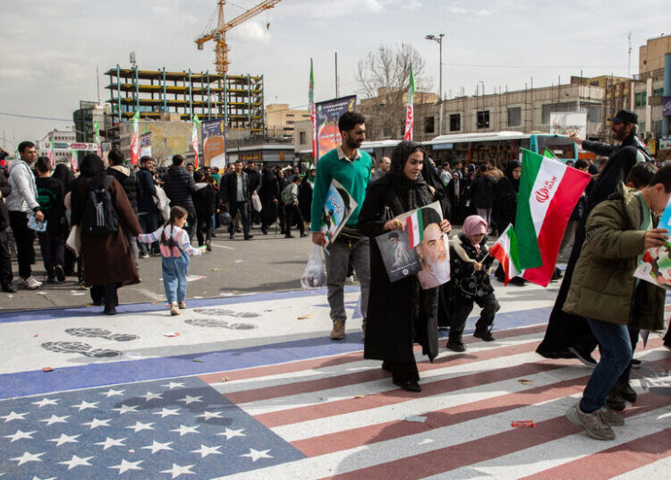 As Diplomats Talk, Pentagon Prepares for Possible War With Iran