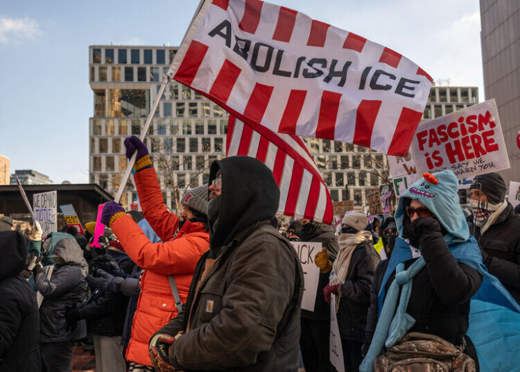 A D.H.S. Shutdown Looms. Bruised Minnesotans Urge Their Parties to Dig In.