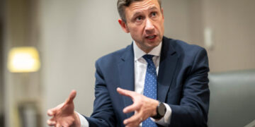 R.N.C. Enters 2026 With Nearly $100 Million Edge on D.N.C.