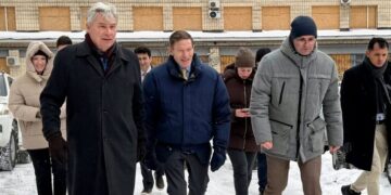 Senators Meet Zelensky With Hopeful Message on Sanctions