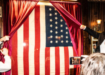 Abe Lincoln Fans Gather for Mutton Hunks and a Vintage American Flag