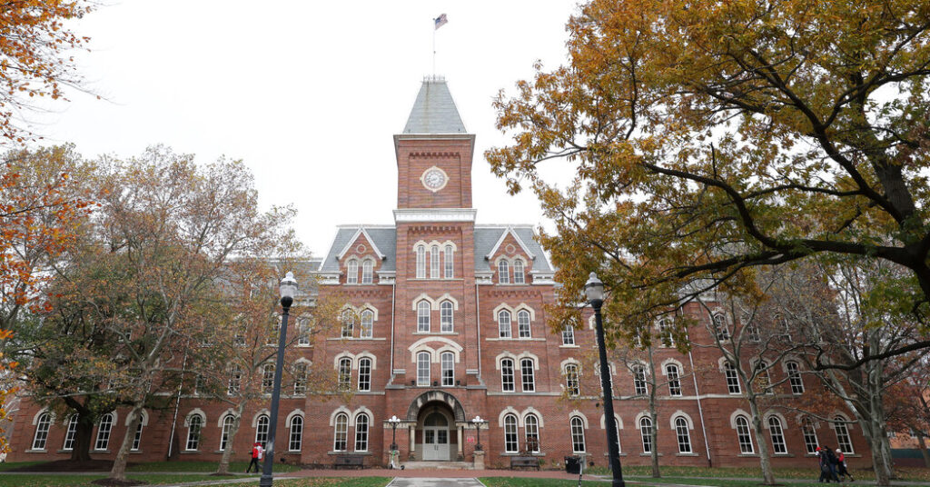 Epstein’s Ties With Academics Show the Seedy Side of College Fund-Raising