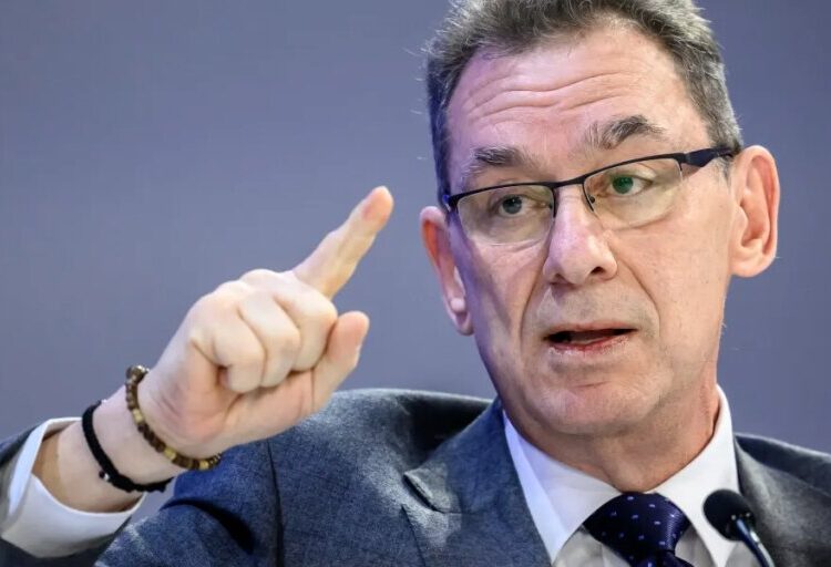 How Pfizer’s CEO wielded moral clarity to help his team do the impossible