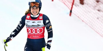 Can You Ski With a Torn ACL?