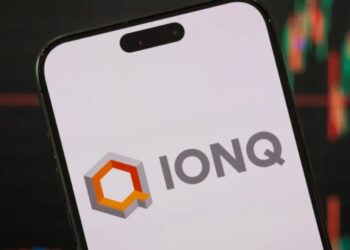 Short-seller claims IonQ, the biggest quantum computing company on the stock market, failed to disclose holes in its revenue