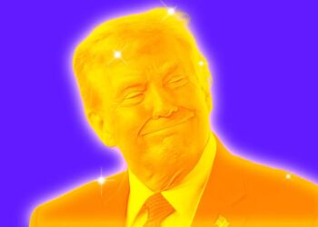 Crypto Guys Who Bought a Huge Gold Trump Statue Now Have a Problem