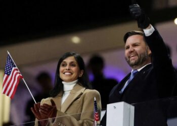 Outrage as video of JD Vance being booed at Olympics gets blocked on social media