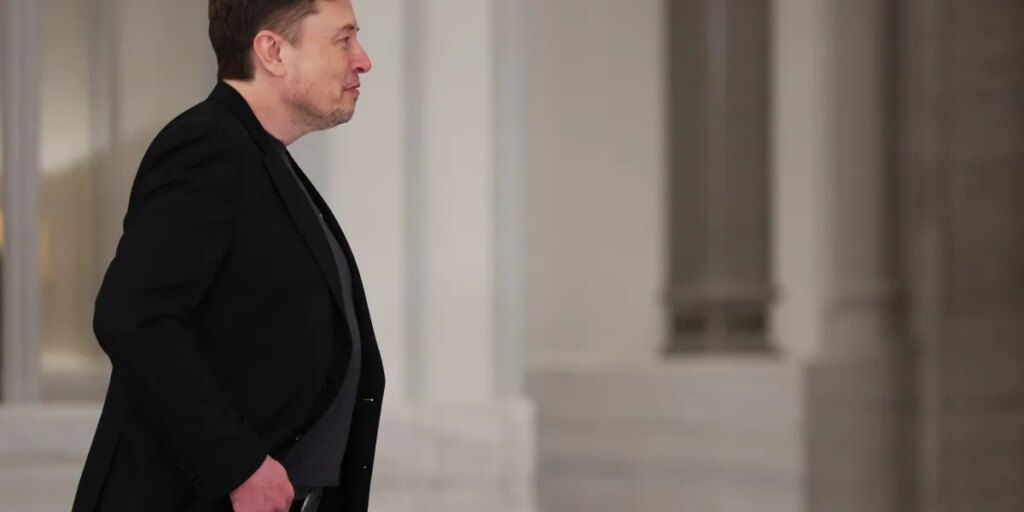 Elon Musk warns the U.S. is ‘1,000% going to go bankrupt’ unless AI and robotics save the economy from crushing debt