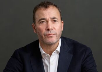 Bezos Brutally Dumps Washington Post CEO After Gutting Paper