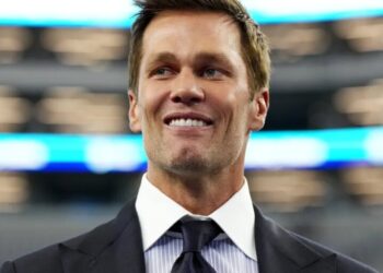 Tom Brady is making 15 times more as a Super Bowl commentator than he did playing in the big game thanks to $375 million contract 