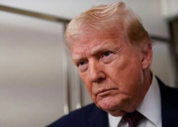 Observers roast Trump’s ‘psychotic’ Super Bowl meltdown: ‘Grandpa found his phone’