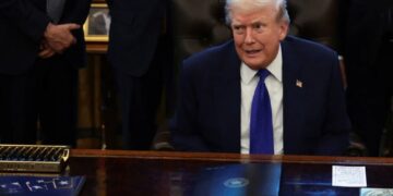 This colossal eyesore is a fitting tribute to Trump’s art of the steal