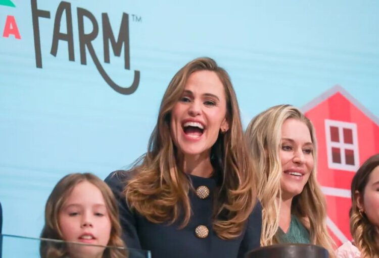 Jennifer Garner’s Once Upon a Farm IPO jumps 40% as the company raises $198 million