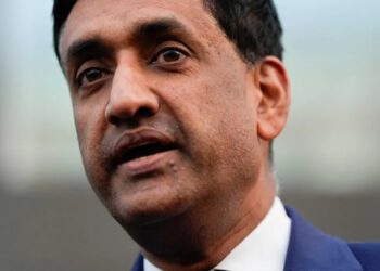 Alleged Epstein co-conspirators named on House floor as lawmaker overrides redactions