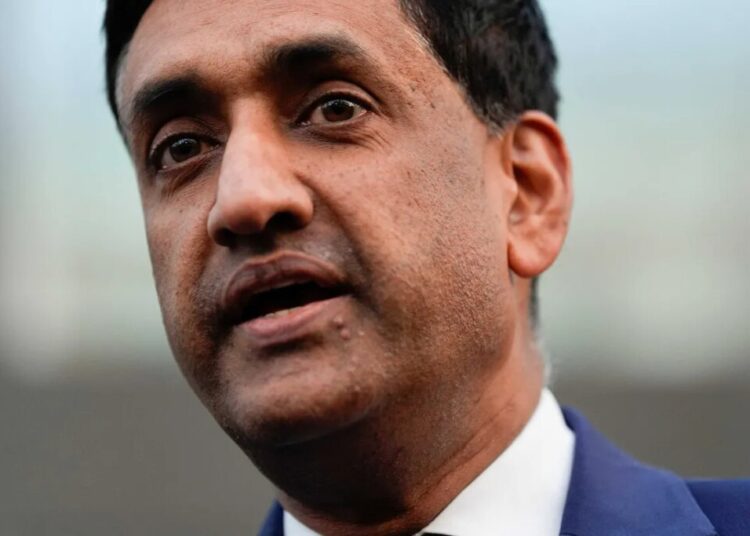 Alleged Epstein co-conspirators named on House floor as lawmaker overrides redactions