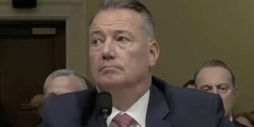 ICE director ducks chance to endorse Kristi Noem keeping her job