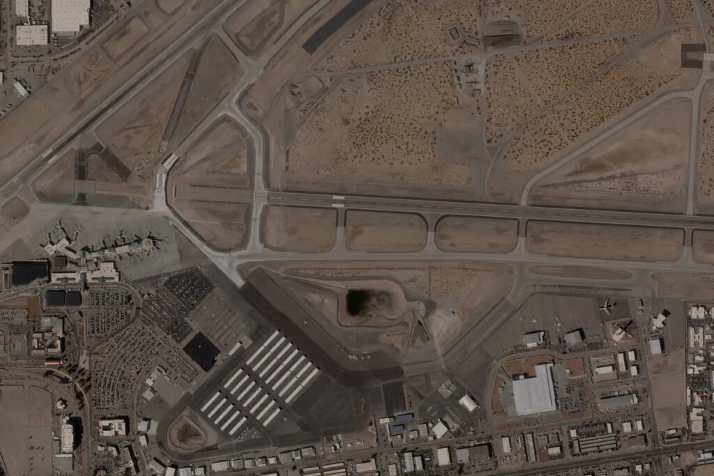 ‘Who is running this clown show?’ Trump admin sparks frenzy after reversing puzzling order