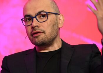 The CEO of Google DeepMind juggles another job as the founder of a multibillion-dollar startup by starting a second work day at 10 p.m.