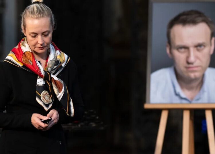 Russian Opposition Leader Navalny Poisoned With Deadly ‘Dart Frog’ Toxin, European Governments Say