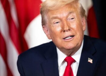 ‘Do you still love me?’ Trump begs for cash in bizarre Valentine’s Day ‘love letter’