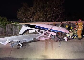 Small plane crashes in Ventura County as two pulled from wreckage
