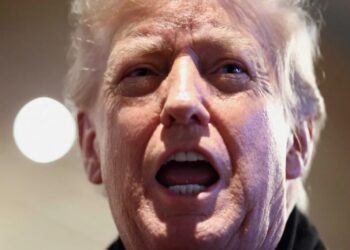 Garbled Trump tunnel threat signals scramble to save face after court smackdown