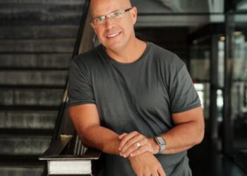 For success in AI, avoid the ‘efficiency trap’— and focus on trust instead