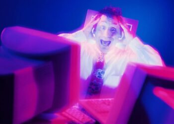 It’s Psychologically Devastating for Workers to Constantly Be Told They’re Being Replaced by AI, Paper Finds