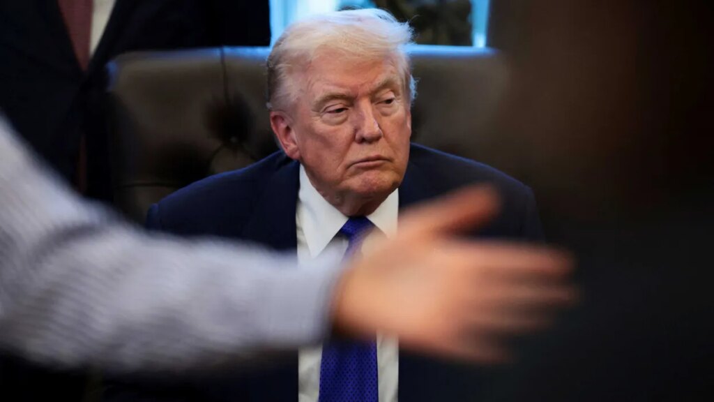 Trump intel chief election meddling should ‘freak everybody out,’ top Dems shout