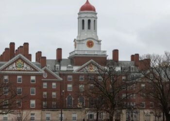 Harvard shakes up its crypto strategy by selling Bitcoin and purchasing Ethereum 