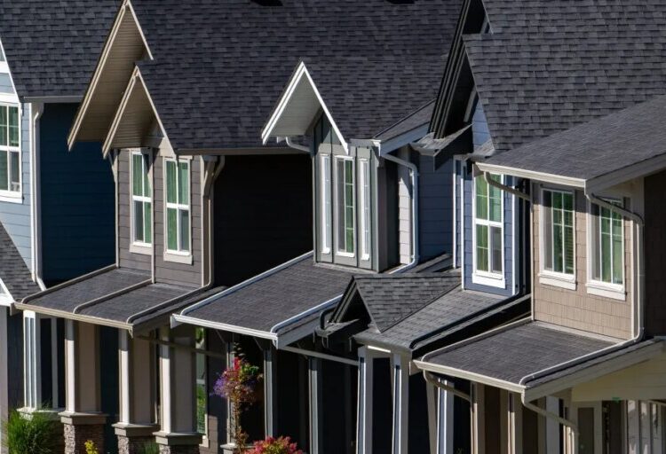 The mortgage rate just hit its lowest level in over 3 years—and it’s still over 6%