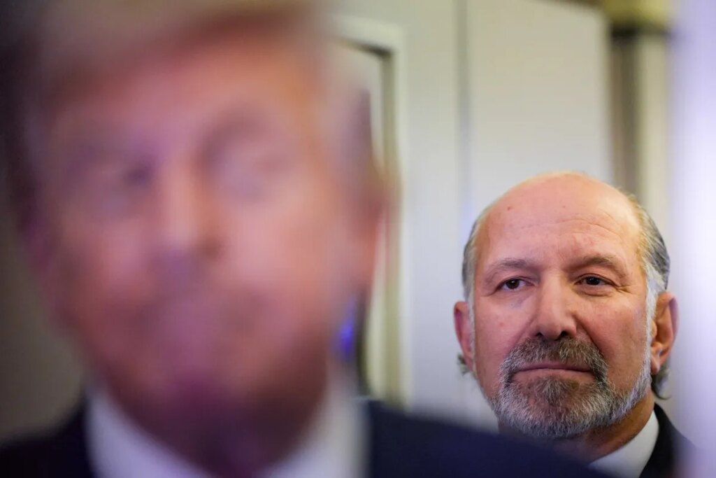 Family of top Trump official stands to make fortune from tariff ruling: ‘Pure criminality’