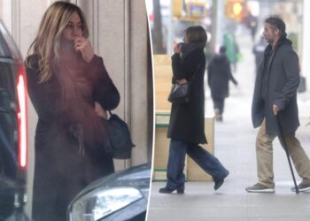 Jennifer Aniston, Jim Curtis may be taking romance to next level as they tour NYC apartments together