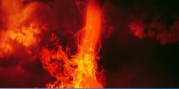 Scientists Suggest That Igniting Oil Spills to Create Fire Tornadoes Might Actually Be Good for the Oceans