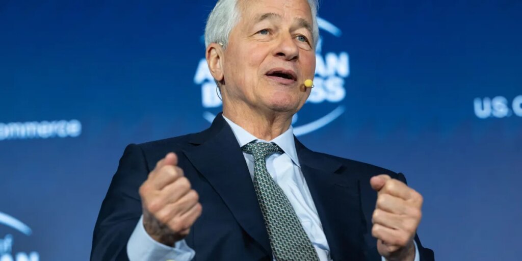 JPMorgan admits for the first time it closed Trump’s accounts after the Jan. 6 attack as lender fights his $5 billion ‘debanking’ lawsuit