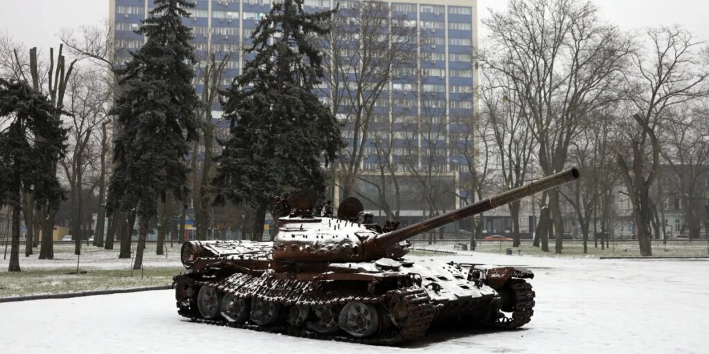 The Russian economy is now eating itself to death as Putin’s war on Ukraine destroys future capacity, former central bank adviser says